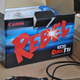 Illustration for article titled Canon Rebel T1i vs Nikon D5000: Entry-Level DSLR Battlemodo